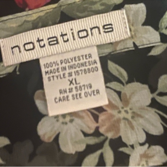 NOTATIONS SHEER CHERRIES FLARE SLEEVE BLOUSE SIZE XL - Picture 5 of 8